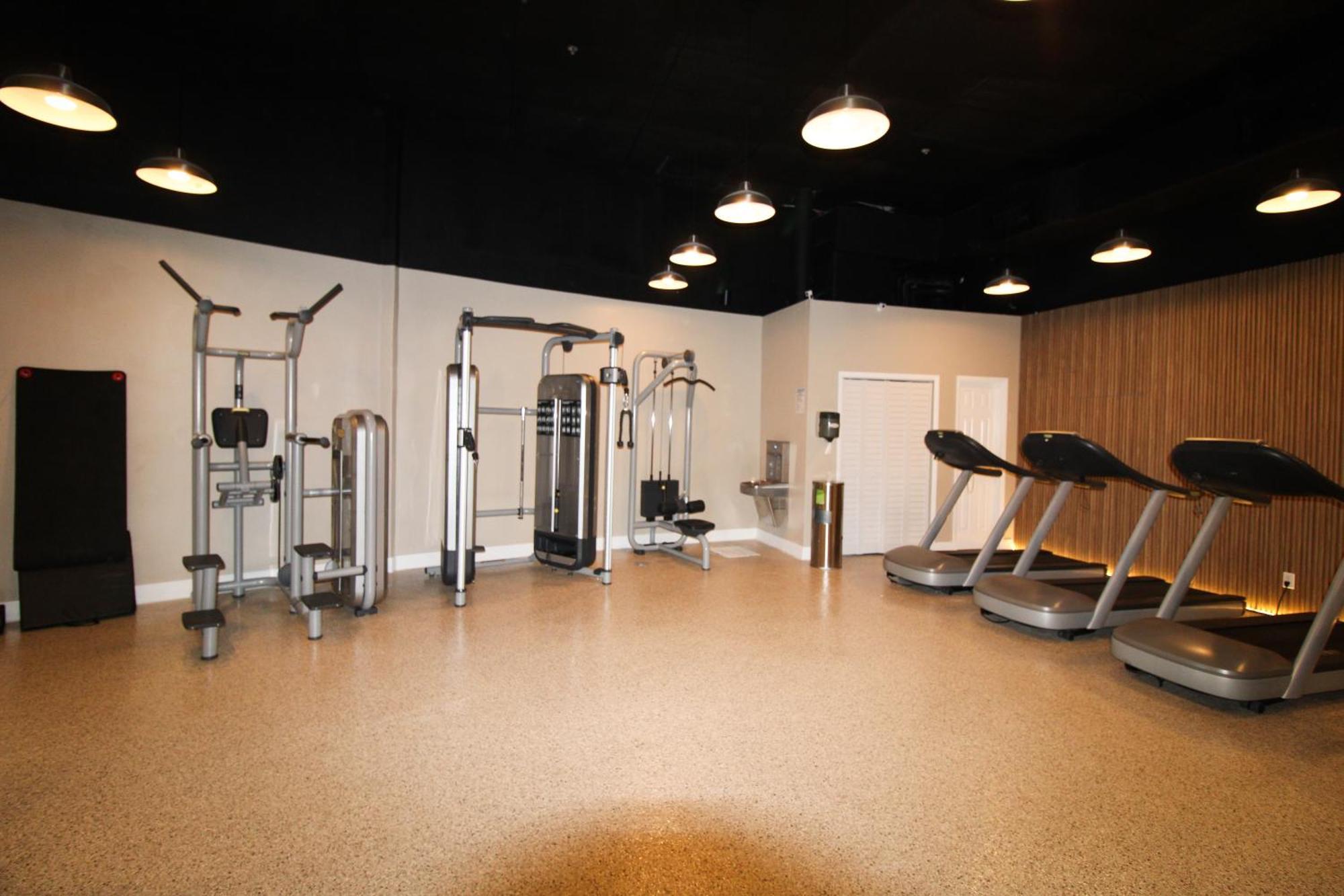 Castle M16 Oceanview Loft With Beach Access, Pool, Tennis And Free Parking! 마이애미 비치 외부 사진