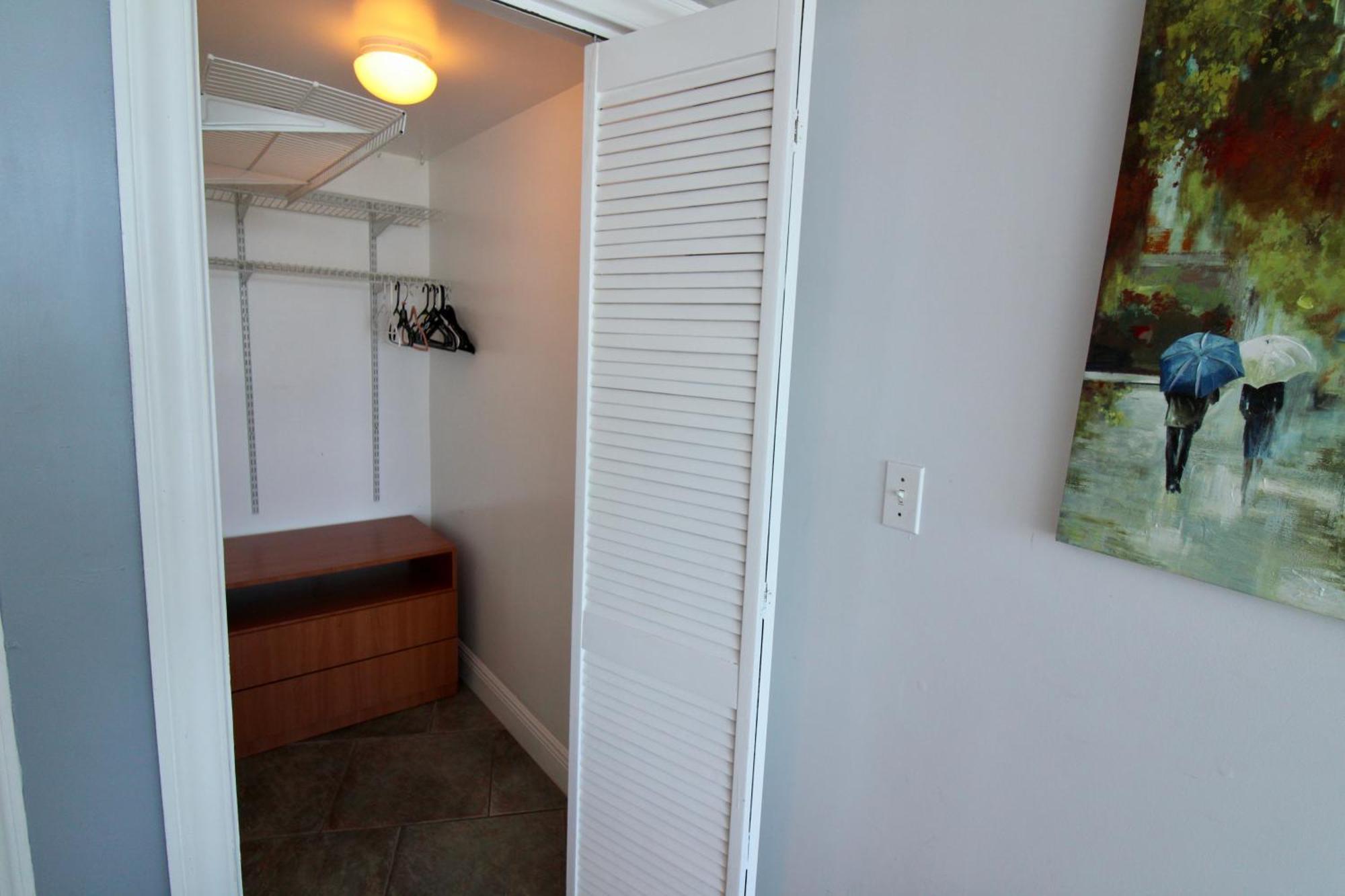 Castle M16 Oceanview Loft With Beach Access, Pool, Tennis And Free Parking! 마이애미 비치 외부 사진